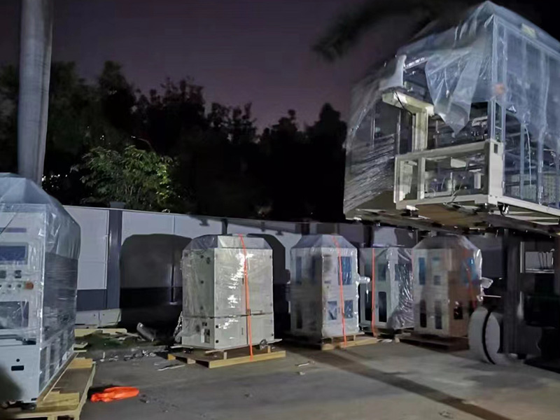 深(shen)圳龍崗(gang)某公司(si)國内木(mu)箱打包(bao)